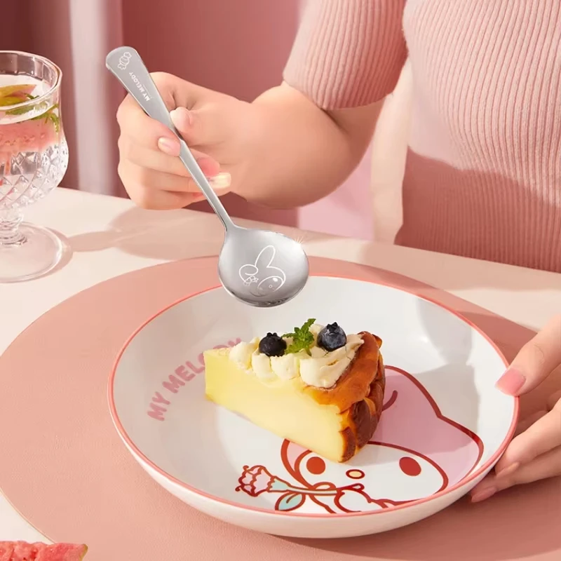 MINISO Senrio My Melody 304 ช้อนสแตนเลส Cinnamoroll การ์ตูนซุป Ladle Kawaii Hello Kitty รอบหัวช้อนด้ามยาว