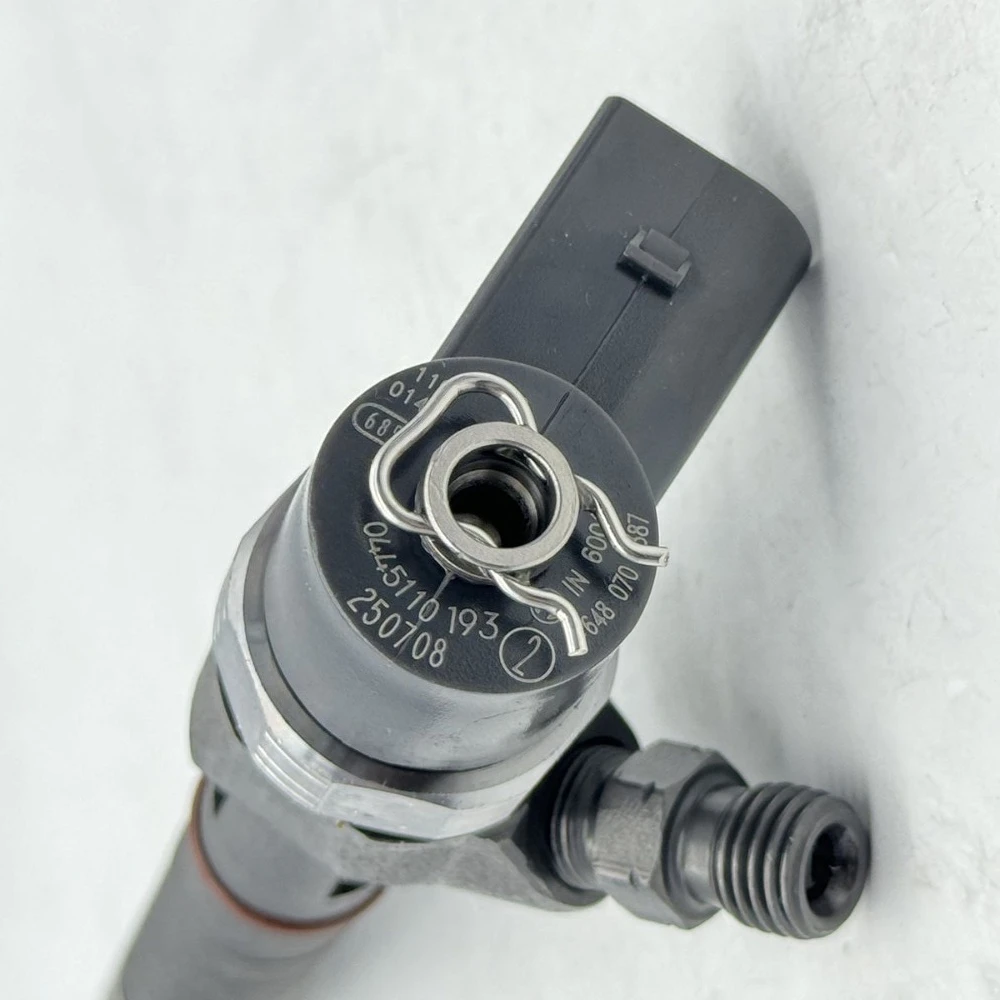 Original High Quality New For 0445110193 Diesel Fuel Injector  for 2005 2006 Mercedes E320 3.2L OM648 view 2