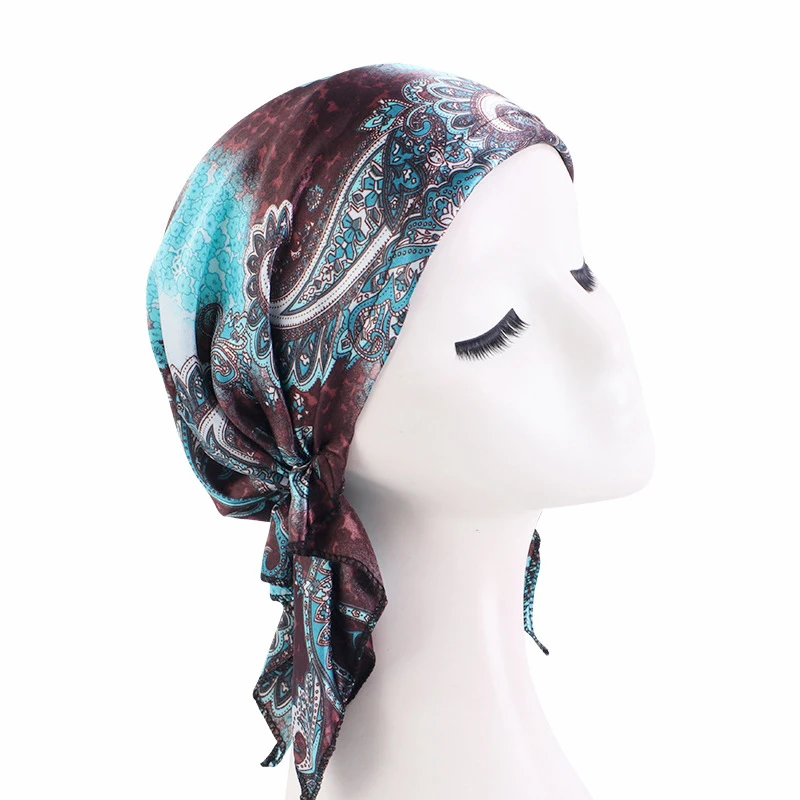 Neue Frauen Paisley Print Satin vor gebunden Bandana Schal muslimischen Chemo Hut Mütze Turban Kopf bedeckung für Krebs patienten Damen Turbante