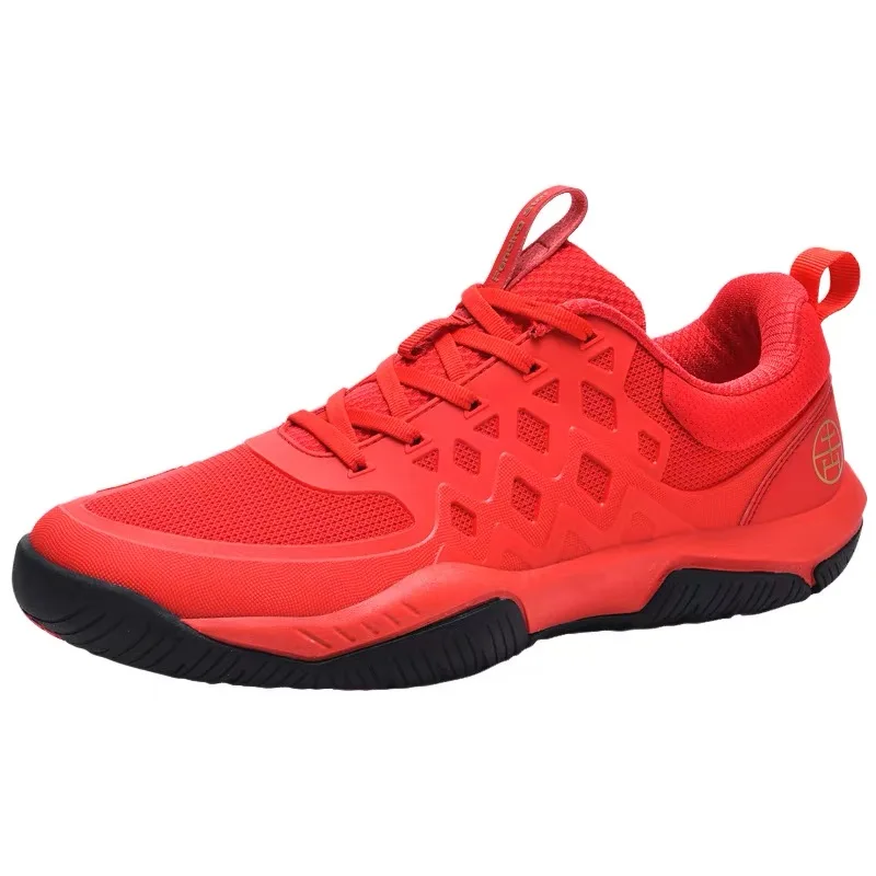 

2026 Красная профессиональная обувь для фехтования, размер 30–46, спортивная обувь для соревнований, комплексная тренировочная обувь для фитнеса, удобная прогулочная обувь