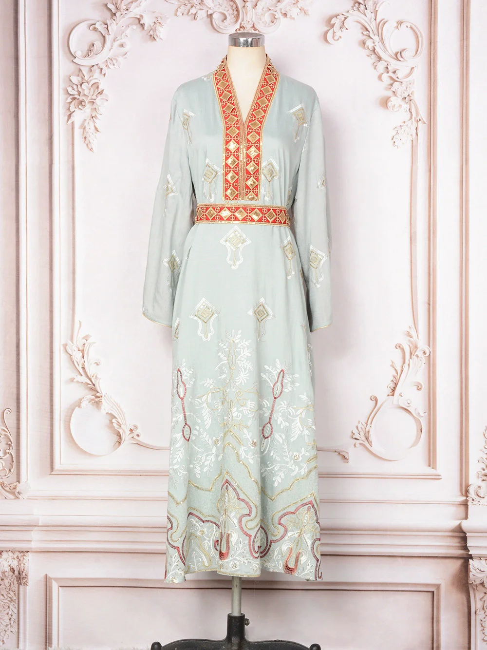 Abito da donna musulmano di lusso a maniche lunghe con scollo a V patchwork arabo mediorientale da donna, abito primaverile con nuove perle, gonna lunga abaya