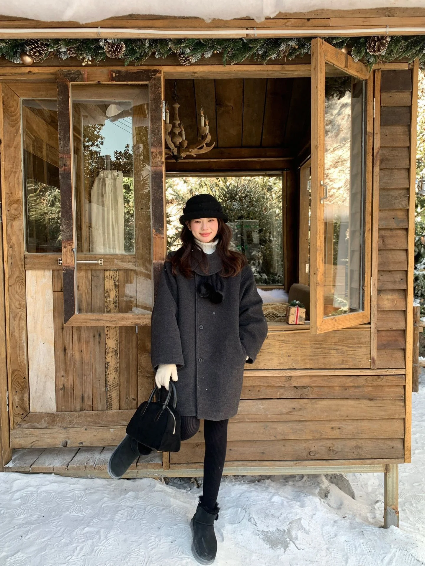 

Корейский стиль: Свободный пуховик средней длины для женщин с отложным воротником, декорированный шариками, из шерсти и утиного пуха, теплый.