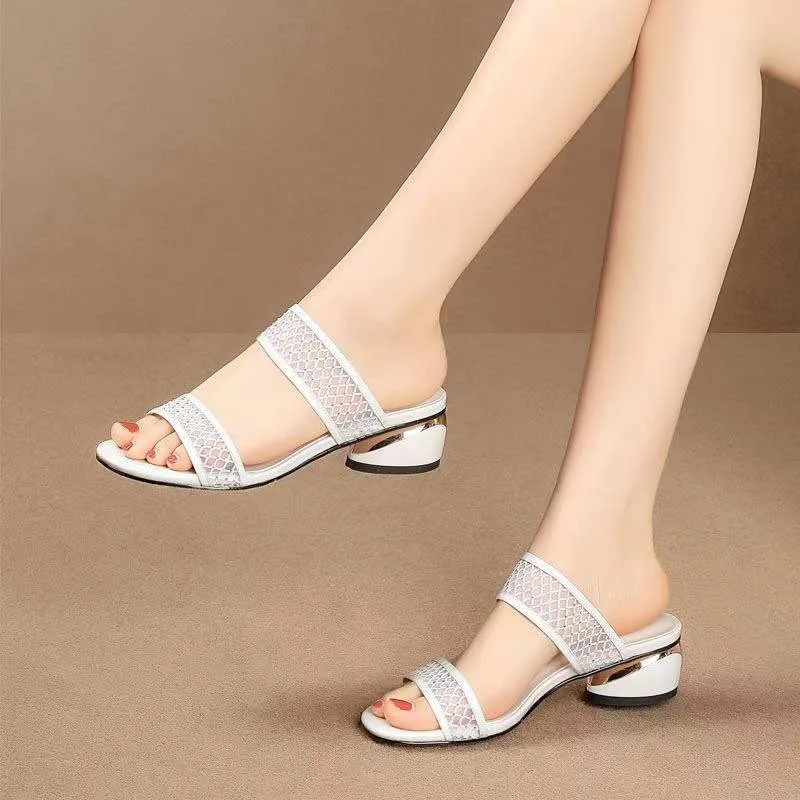 Women Slipper 2024 Summer Brand Woman Flip Flop Fashion Low Heels Ladies Outdoor Beach Slides Open Toe Square Toe Sandals Mujer