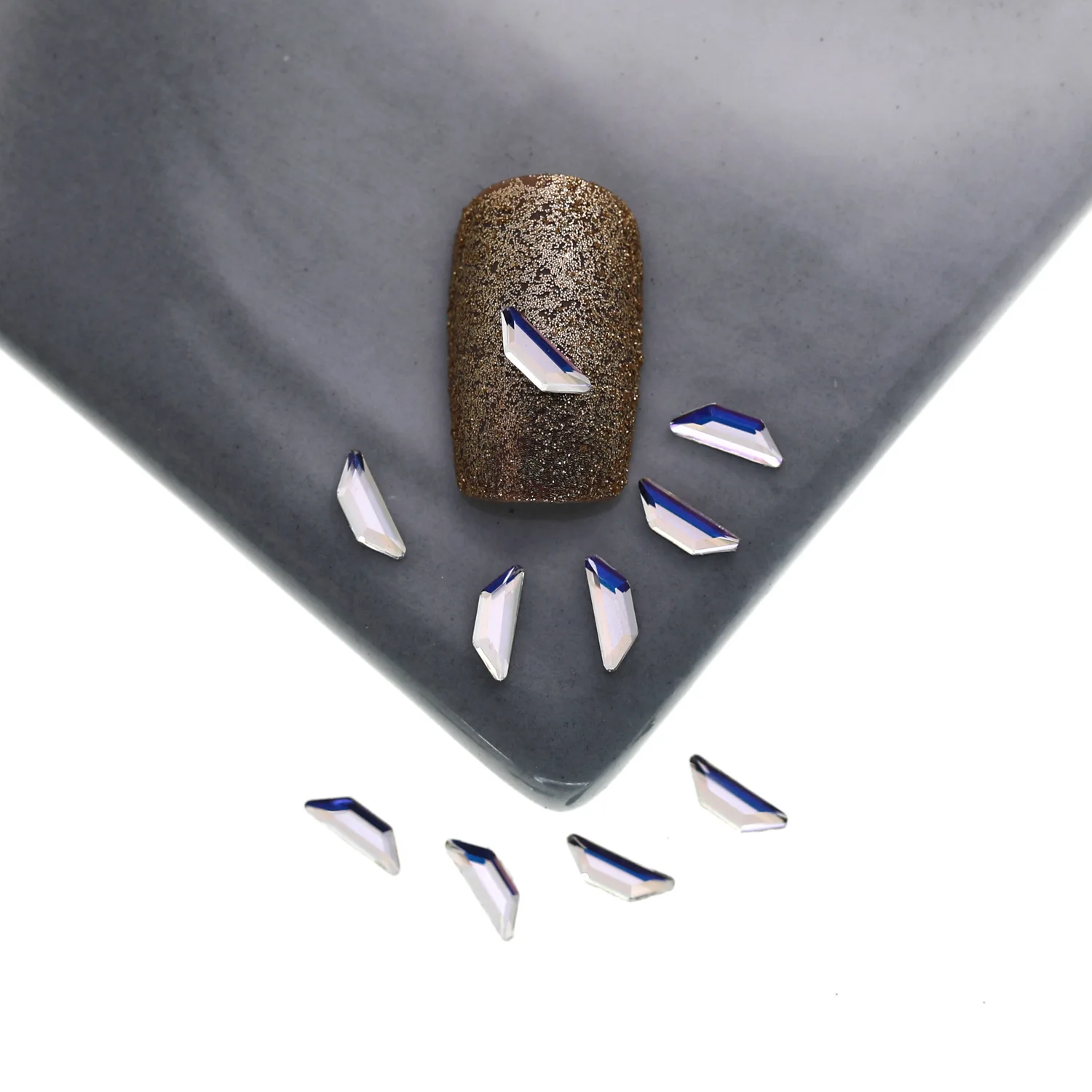 Commercio all'ingrosso moonlight multi style Flat Back Nail strass cristalli a forma speciale Art Stones decorazione personalizzata 3D