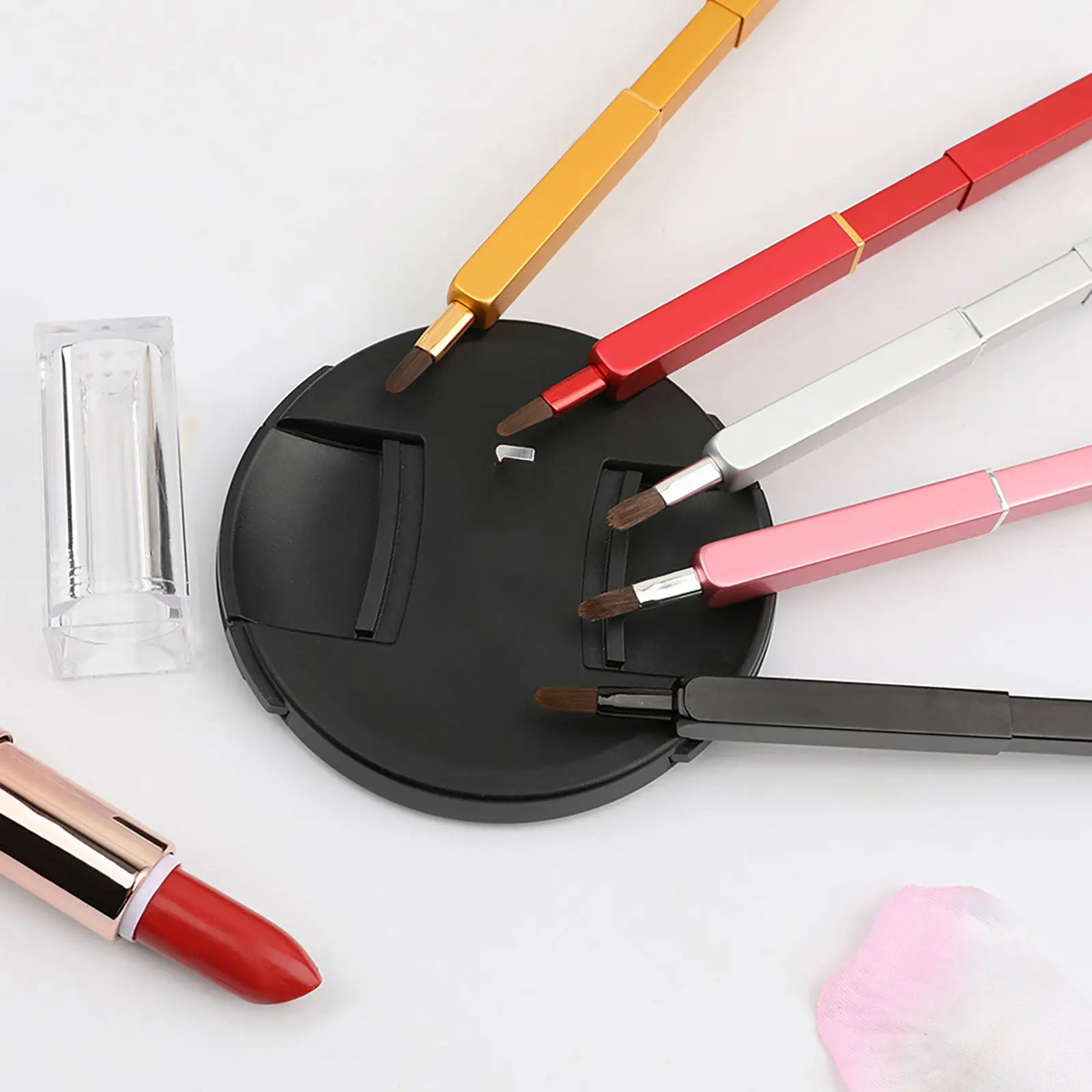 Retractable Lip Brush Premium Silky Dense Bristles Strong Metal Tube Compact Design for Cosmetics Bag Salon Home Makeup Brush