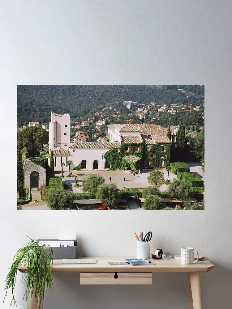 Slim Aarons 'Chateau Saint-Martin', Print Art Canvas Poster, Living Room, Home Wall Decor Picture