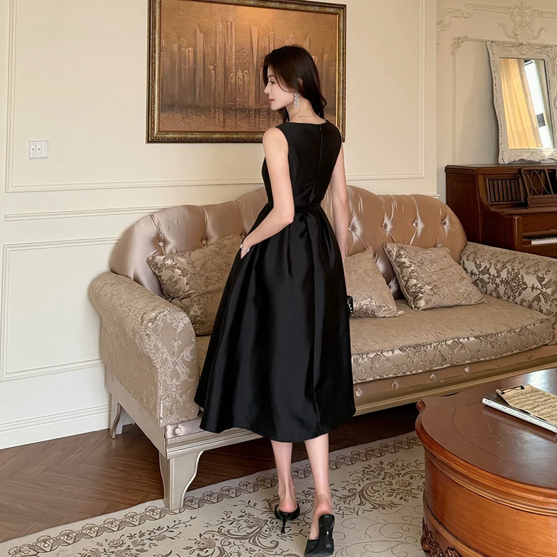 女性エレガントな夏のレトロノースリーブベストサテンスリムロングドレスフォーマルパーティー結婚式