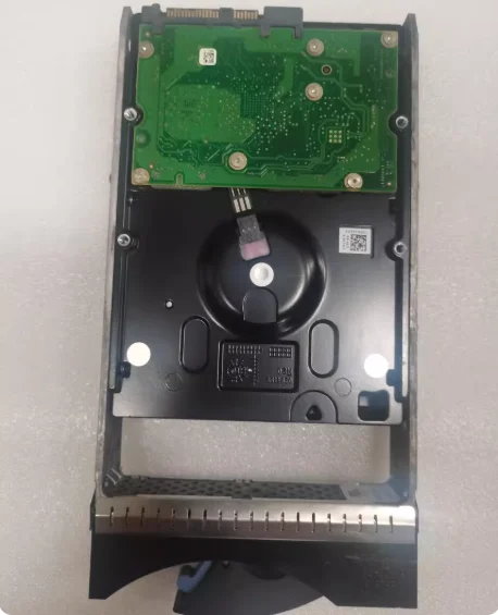 

Для жесткого диска IBM 49Y1880 1T 49Y1874 49Y1875 00Y9000 2T SAS 3.5 DS3500