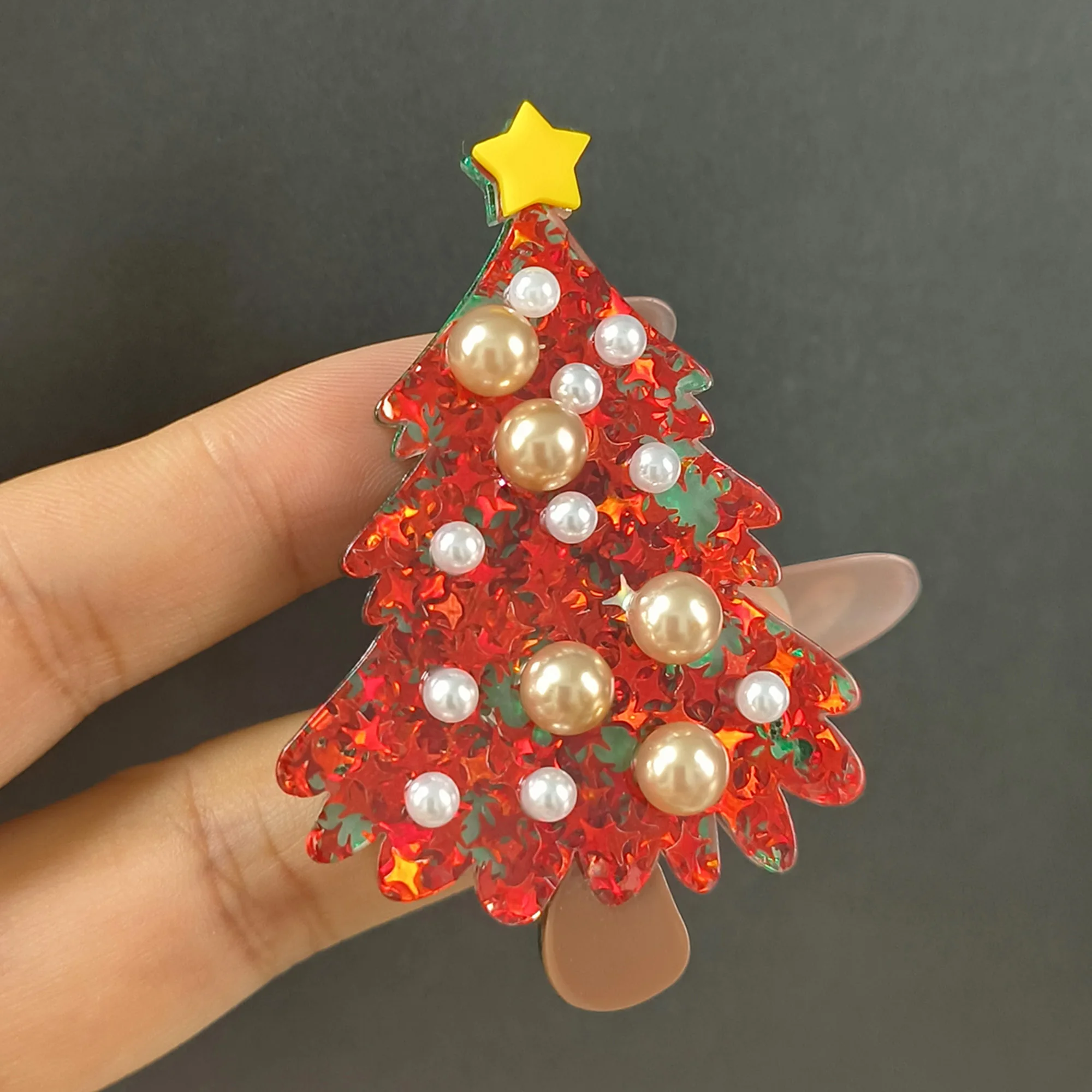 دبابيس شجرة عيد الميلاد الأكريليك الكلاسيكية لعيد الميلاد للنساء دبوس نبات اللؤلؤ هدايا السنة الجديدة إكسسوارات تزيين المجوهرات #1