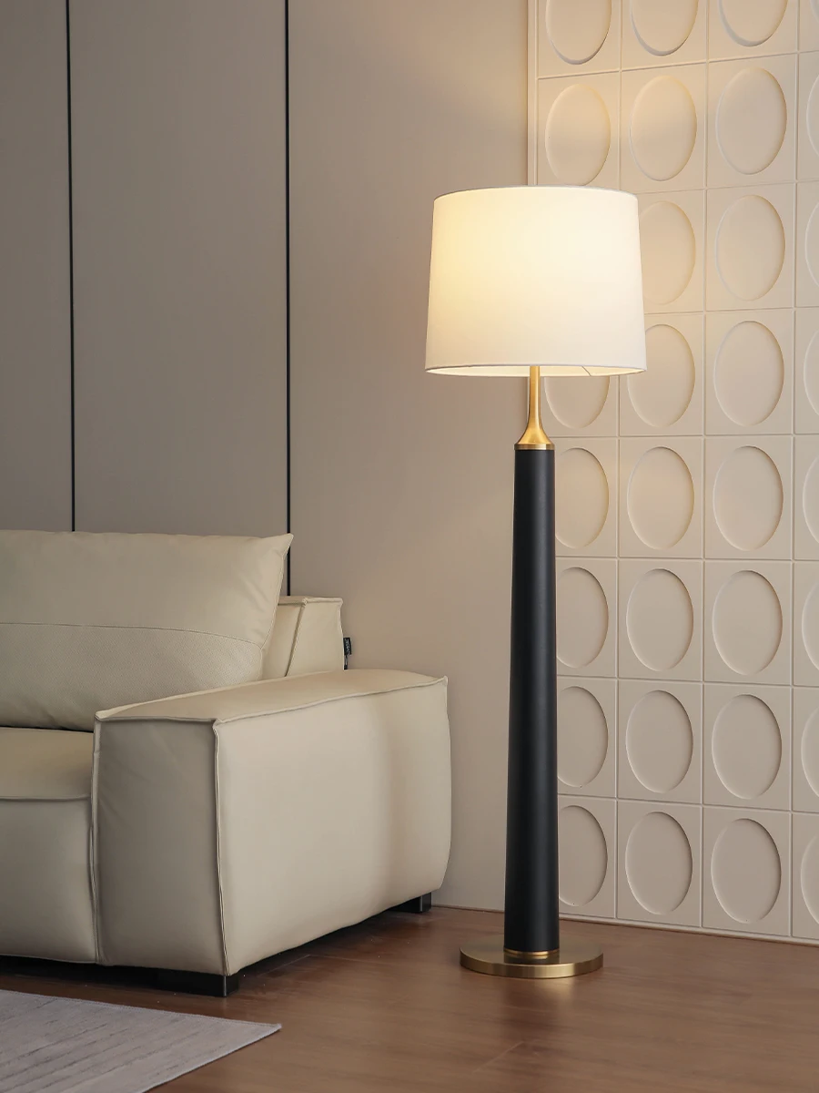 

Nordic floor lamp living room sofa lam p light luxury art minimalist design leather la mp simple bedroom bedside table lam p