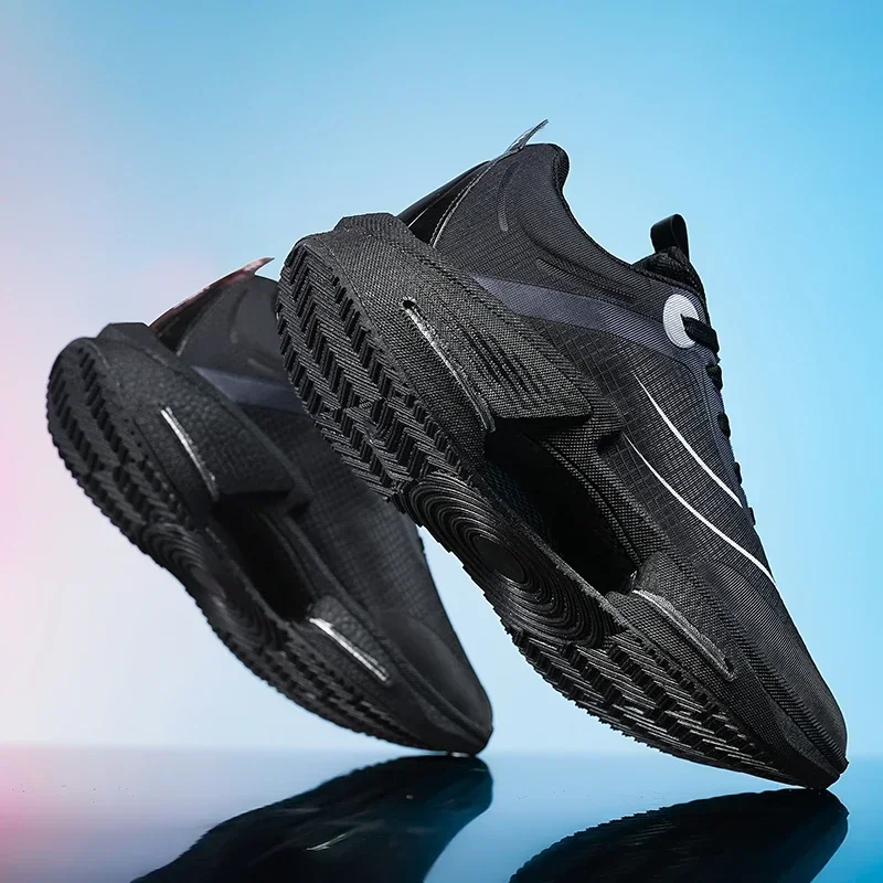 Comfortable Running Shoes Soft Quick-rebound Unisex Breathable Ultra-light Sports and Casual Sneakes Suitable for All Seasons