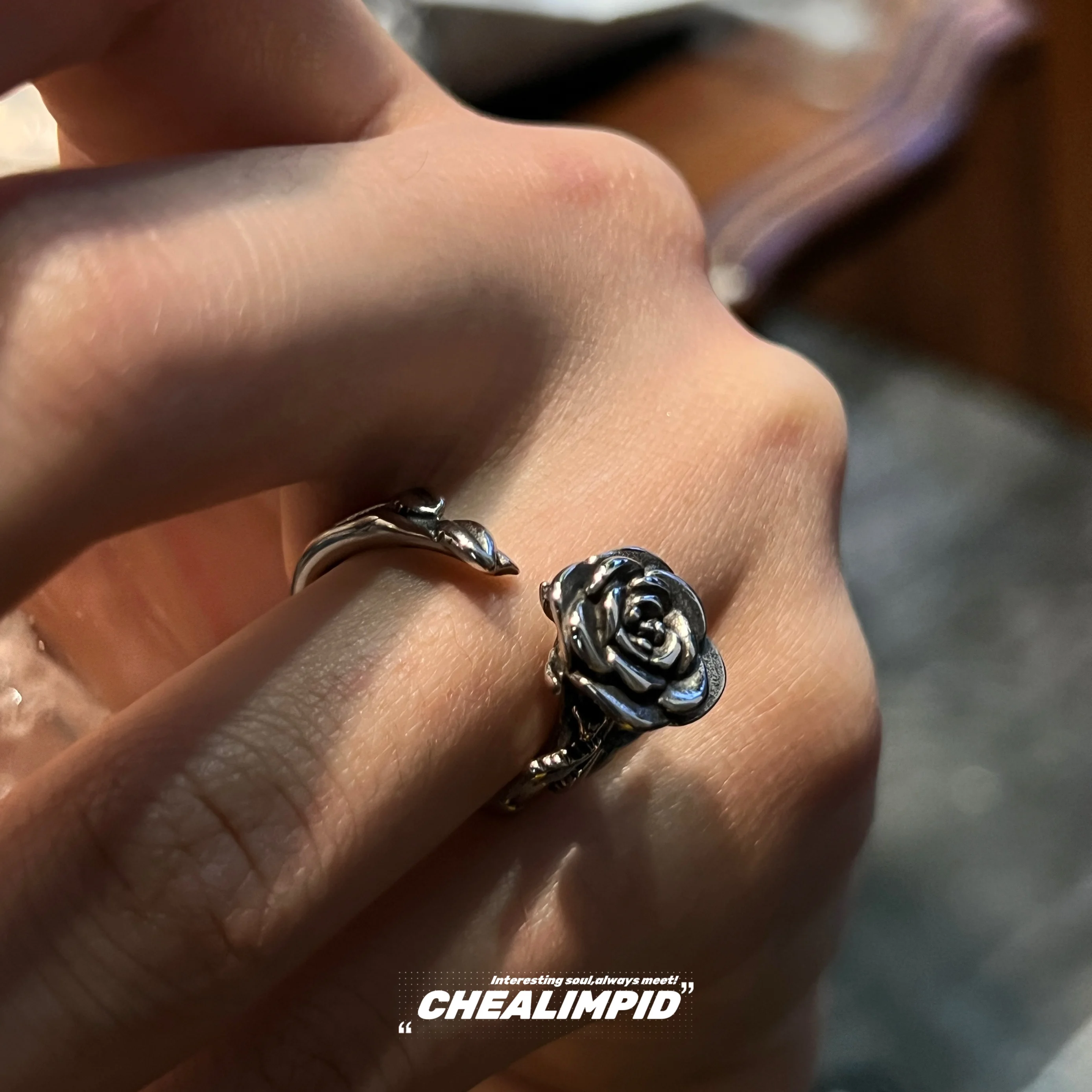 A Rose In My Hand Vintage Punk Metal Ring Gothic Fingertip titanium steel AdjustableRings For Men Girls Jewelry Couple Gift