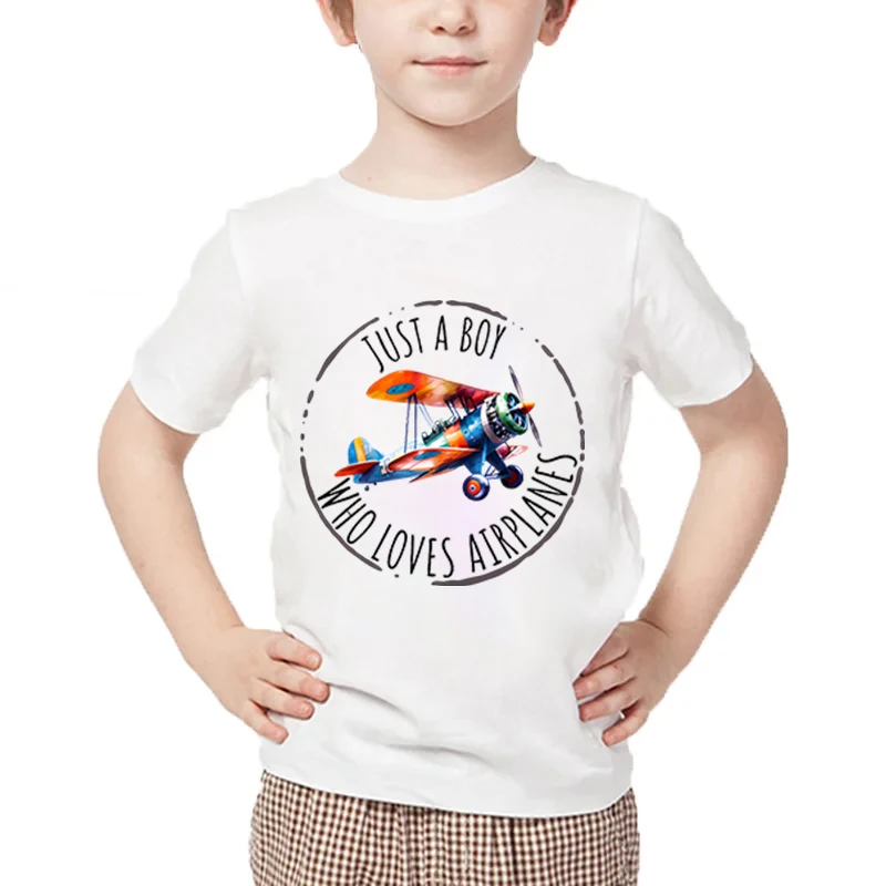 

Just A Boy Who Loves Airplanes Print T Shirt Baby Boys Colour Aircraft T-Shirts New Summer Toddler Cartoon Pattern Shirt Tshirt