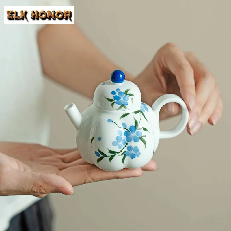

130ml Hand Drawn Blue Bell Flower Pumpkin Teapot Tea Infuser Pot Household Tea Soaking Kettle With Strainer Teaset Supplies Gift