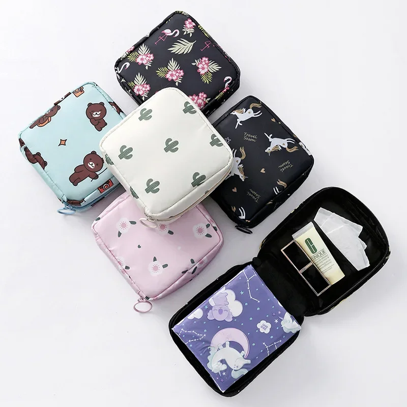 Cute Large Capacity Sanitary Napkin Storage Bags Cartoon Rabbit Bear Girls Physiological Period Tampon Organiser Bag Mini Bag