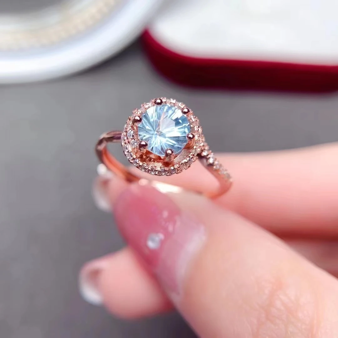 

CoLifeLove Dazzling Gemstone Ring for Daily Wear 6mm VVS Grade Natural Light Blue Topaz Ring Fashion 925 Silver Topaz Jewelry