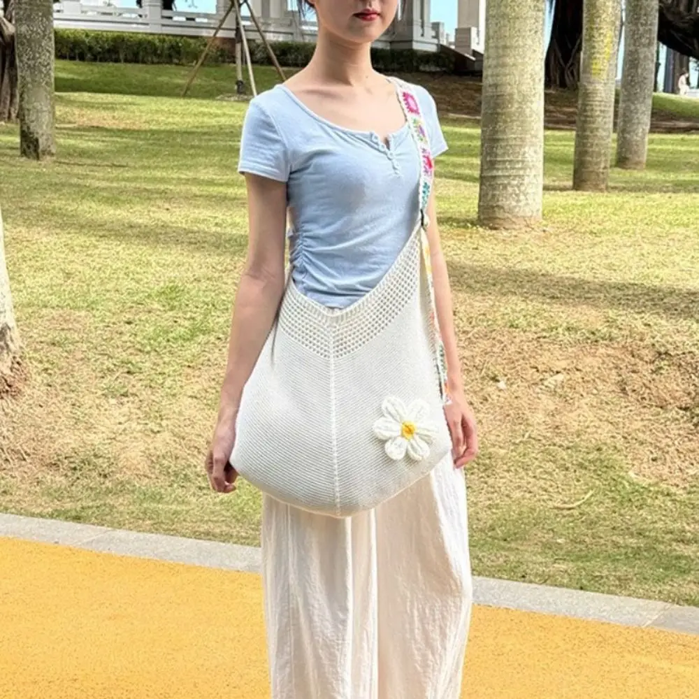 

Casual Crochet Flower Knitting Bag Weaving Mesh Beach Tote Bag Handmade Large Capacity Hollow Shoulder Bag Streetwear