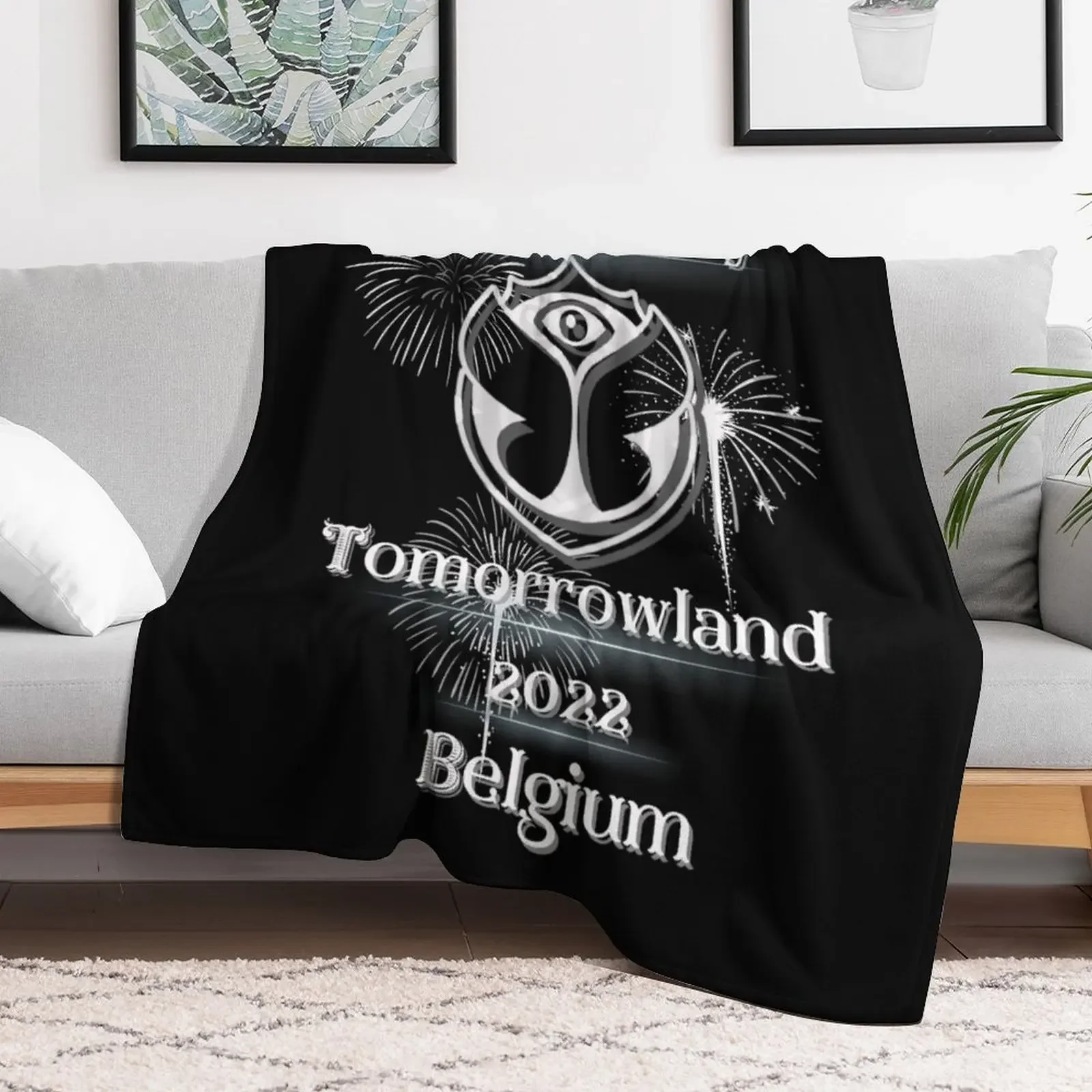 Trance Family.Tomorrowland 2022 Belgium.White Throw Blanket Decorative Throw Soft blankets ands Sofas Blankets