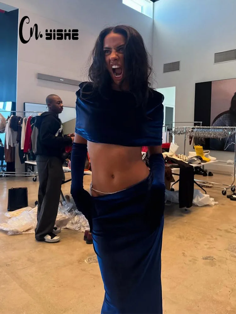 CNYISHE الدعاوى المخملية الصلبة النساء مجموعات سوبر بلوزات قصيرة 2 قطع موضة أنيقة مثير نادي غمد Oufits قفازات الإناث س الرقبة #1