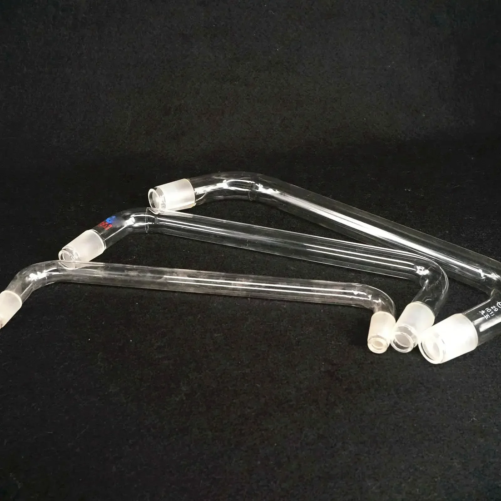 14/23 19/26 24/29 29/32 Joint 105 to 75 Degree Lab Borosilicate Glass Distillation Adapter Bend Tube