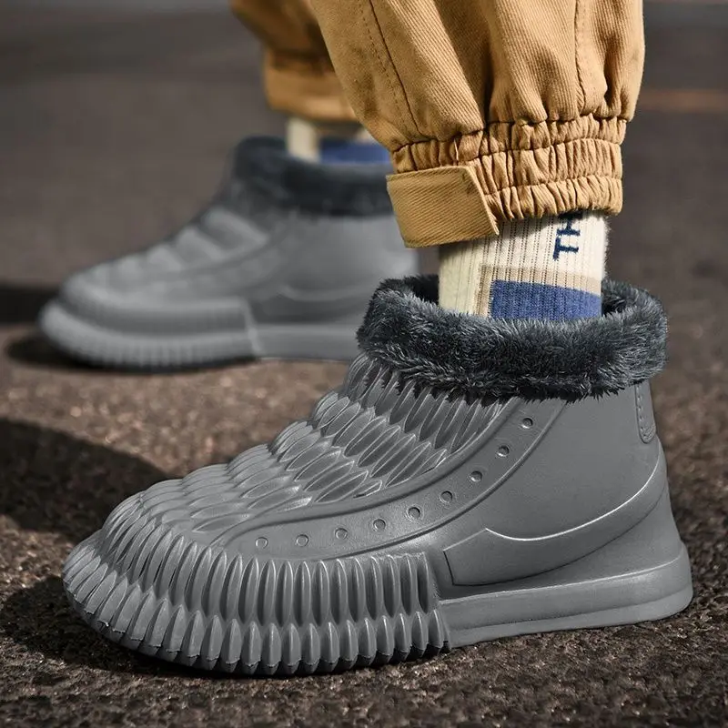 

​Winter Men's HighTop Cotton Shoes Warm FleeceLined Waterproof Snow Boots with EVA Thickened Insulation for Cold Weather​