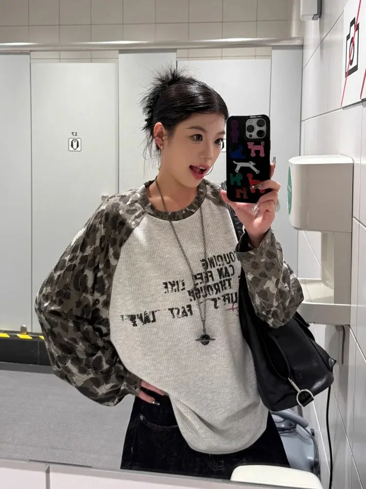 Camouflage Patchwork Y2K T Shirt Frauen Brief Langarm Amerikanischen Streetwear T-shirts Vintage Harajuku Herbst Bf Lose Hip Hop Tops