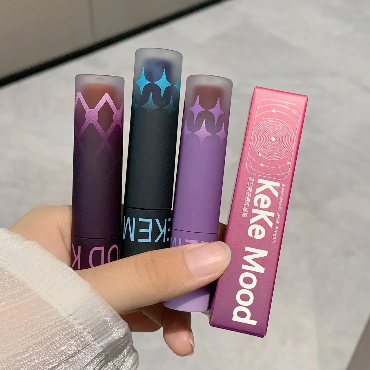Matte Dark Red Lip Makeup Matte Black Brown Black Blue Gothic Velvet Lip Gloss Waterproof Moisturize Non-stick Cup Lipstick Tint