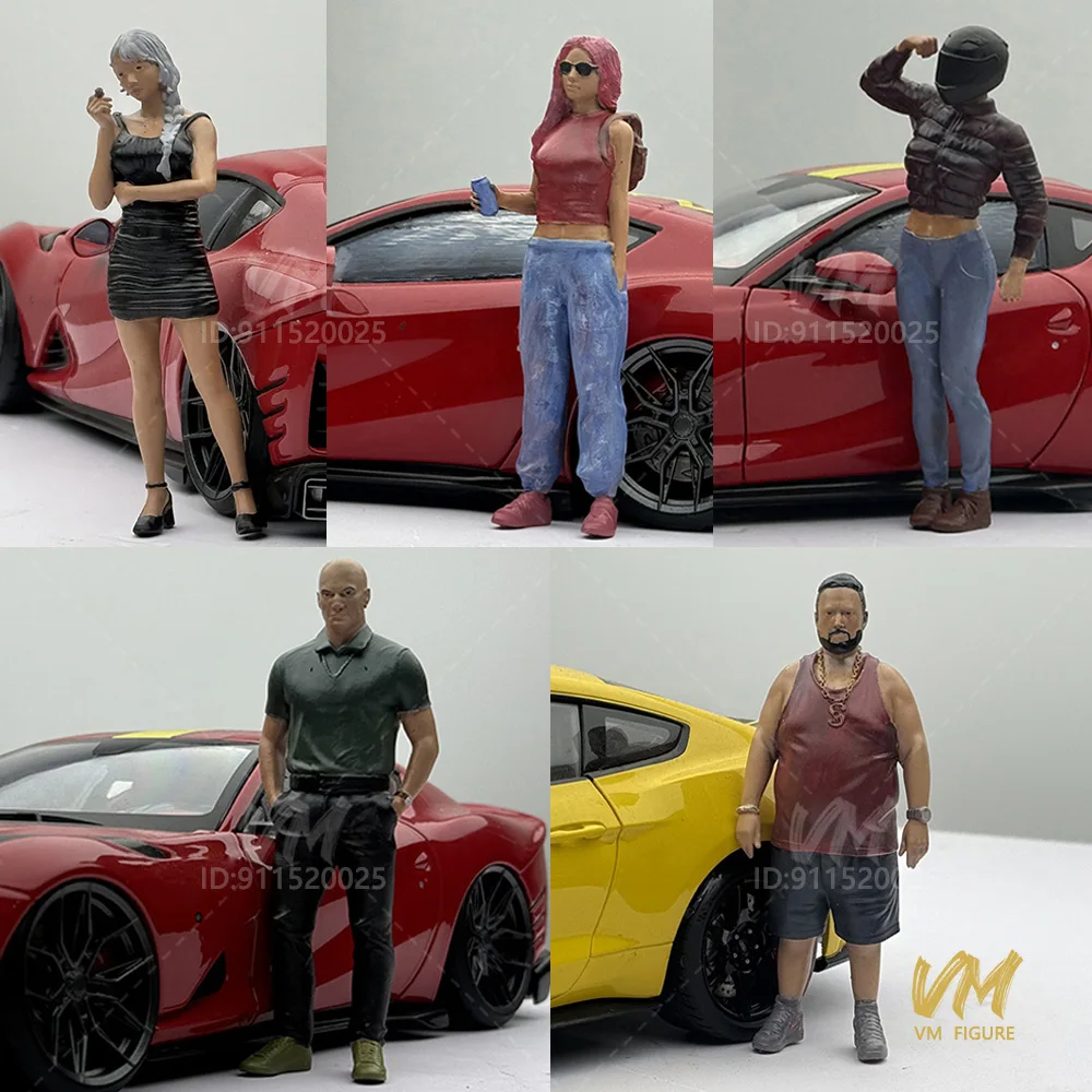 

Realistic Diorama 1/18 Desktop Figurines Dominant Man Heavy-set Gentleman Smoking Woman Racing Girl Miniature Scene Props Doll