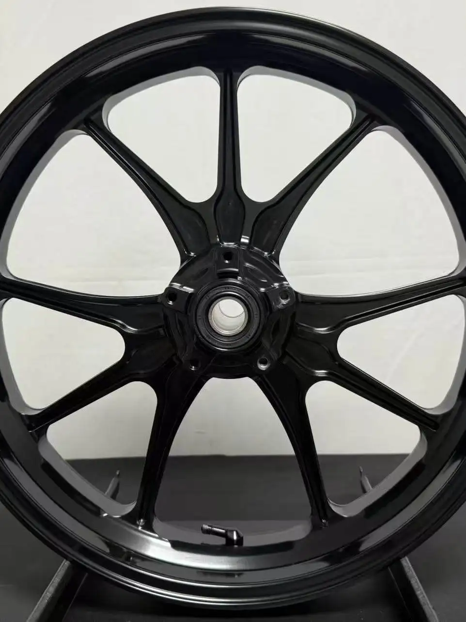 CNC Aluminum Alloy T6 Customized Accept Lightweight Supplier High Quality Modified Forged PANIGALE V4 Hub Wheels 3