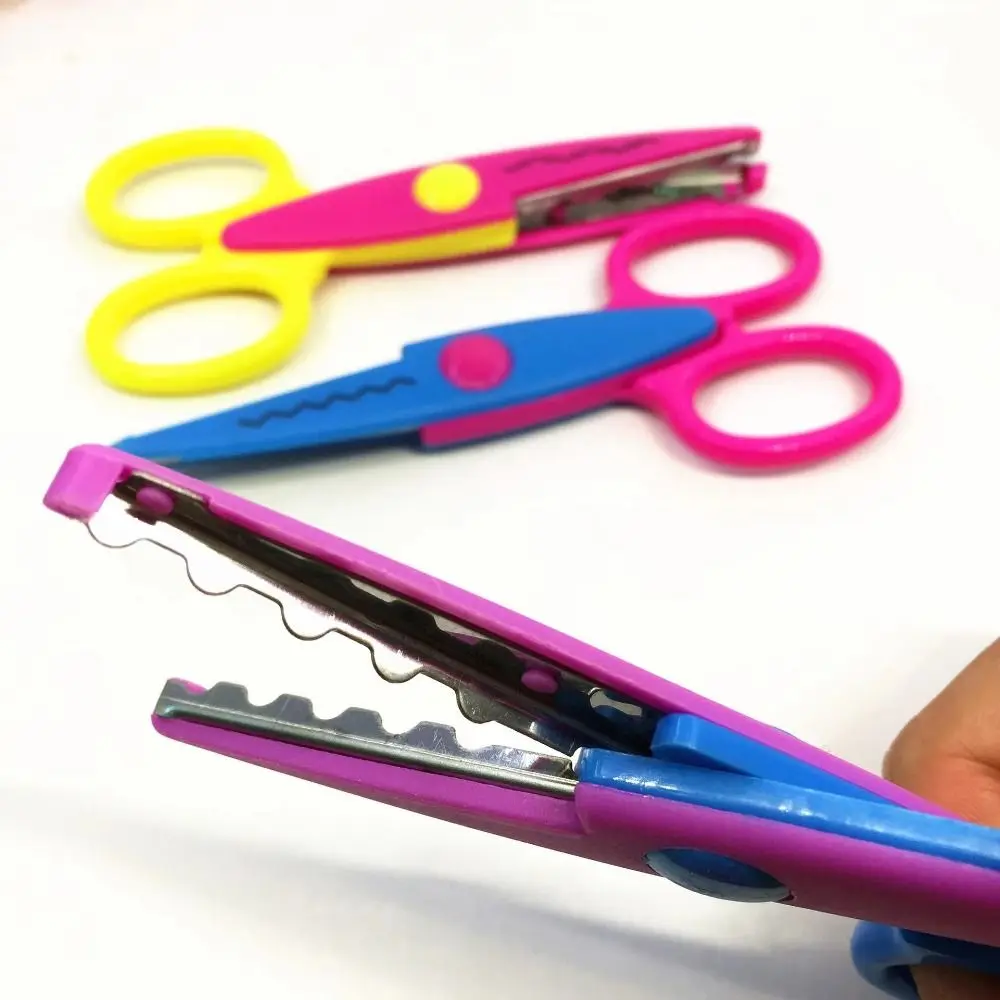 Wavy Pattern Minimalistic Lace Scissors Small Round Head Stainless Steel Stationery Scissors Multifunctional Candy Color