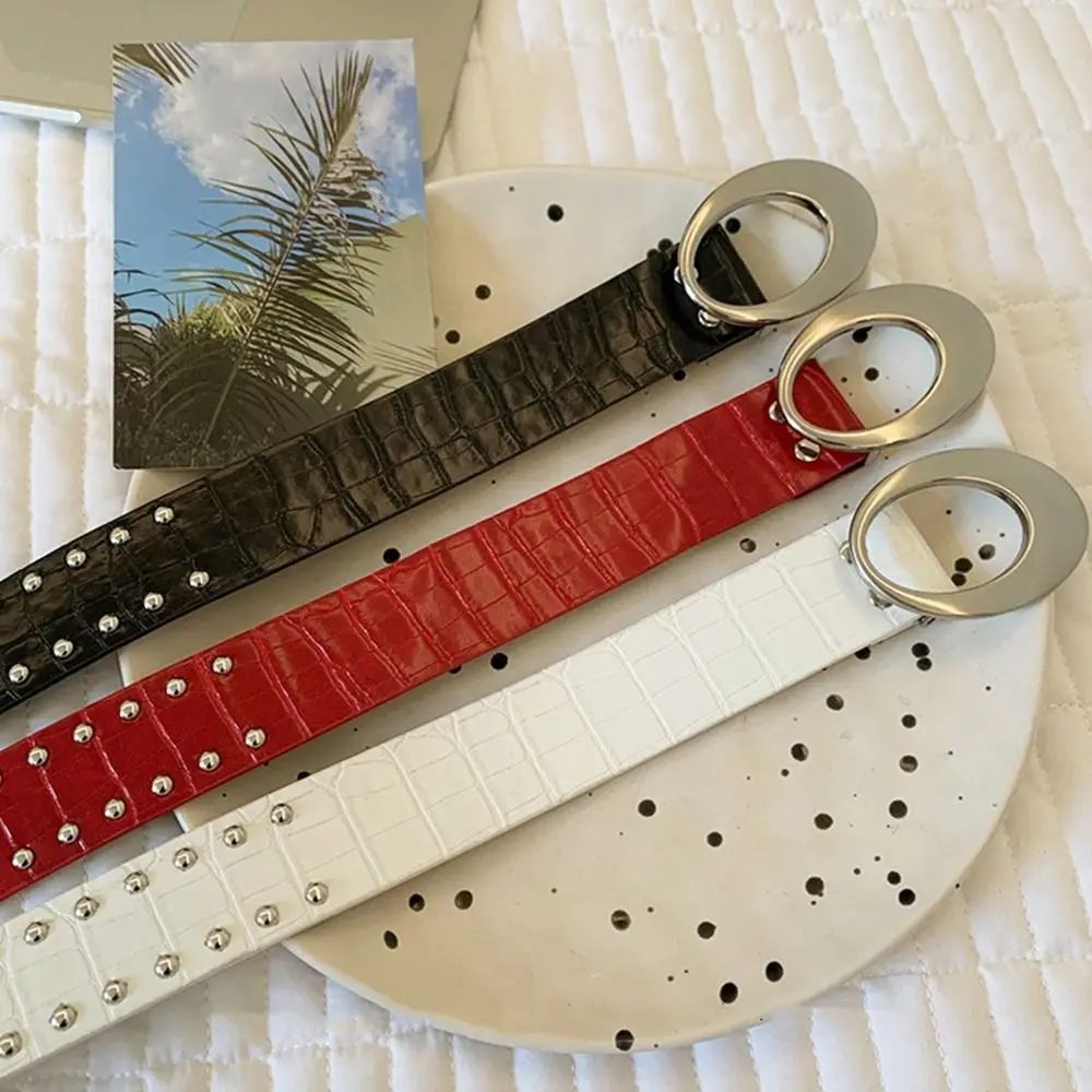 Cinturón con remaches Vintage americano para mujer, cinturón gótico de cuero negro, blanco y rojo, vestido Punk Y2k, cinturón vaquero para niñas picantes