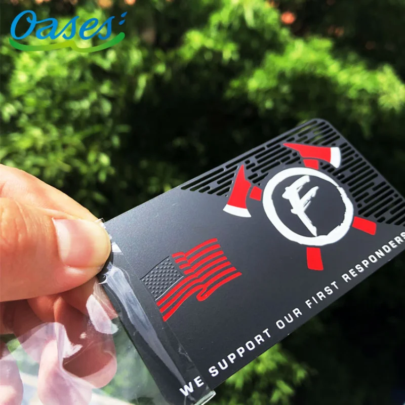 piecesShenzhen Laser Cut Custom Stainless Steel Black Metal Business Card Personalized With Silk Screen Printin