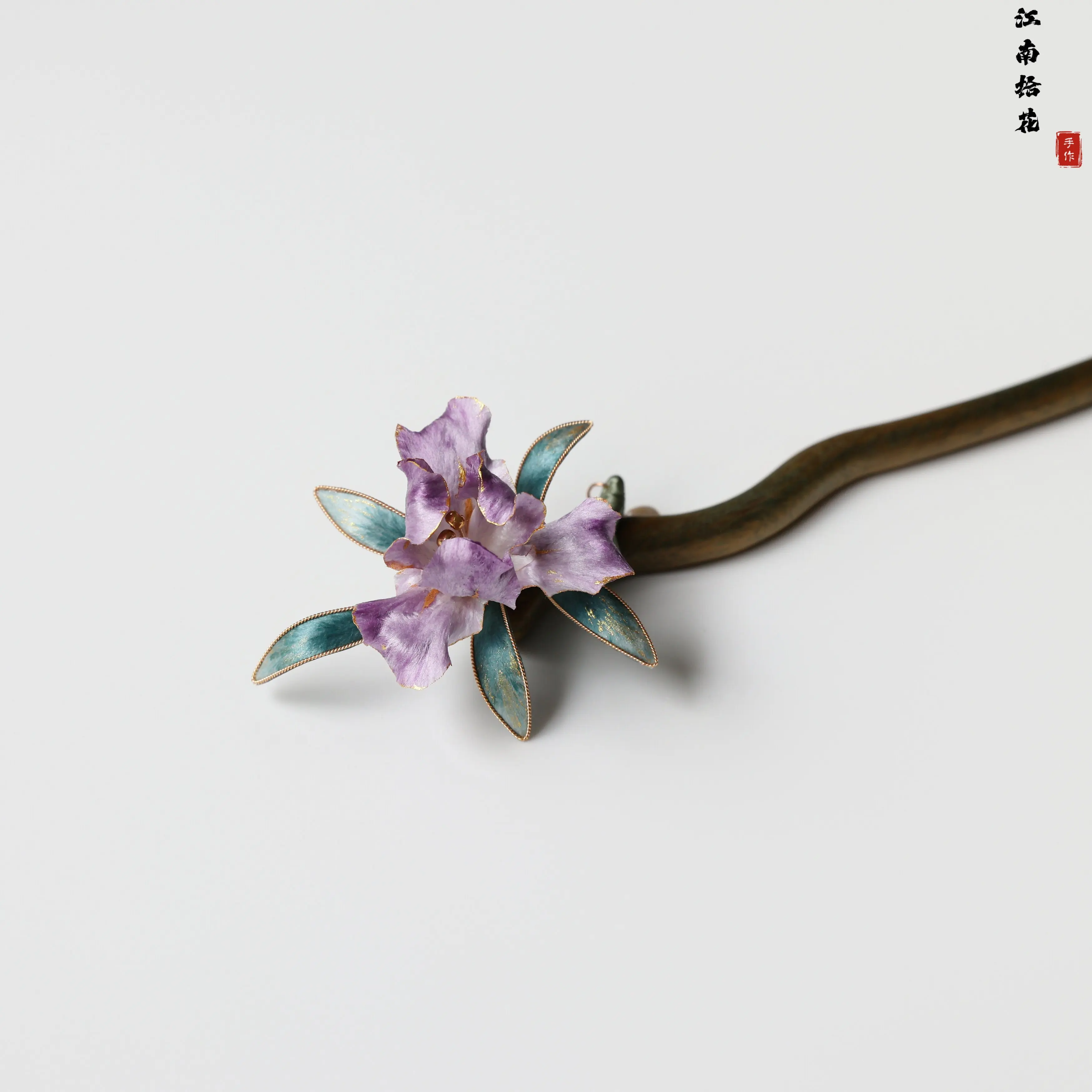 Epingle-a-cheveux-en-velours-violet-fait-main-heritage-immateriel-baton-a-cheveux-en-bois-de-santal-vert-pour-hanfu-qipao