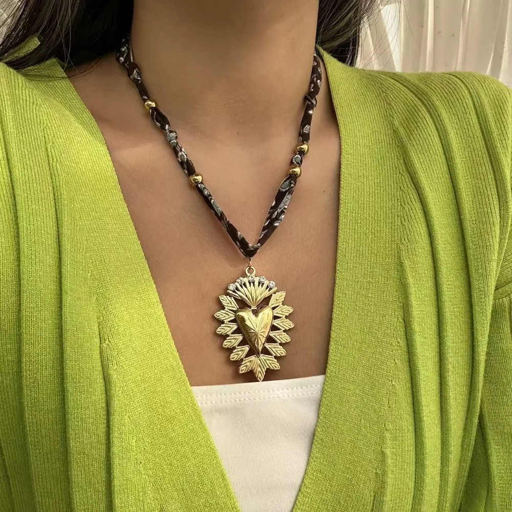 

Charm Cross Pendant Bohemian Necklace Sun Flower Colorful Pendant Necklace Heart Shape Stainless Steel Jewelry Casual Wear