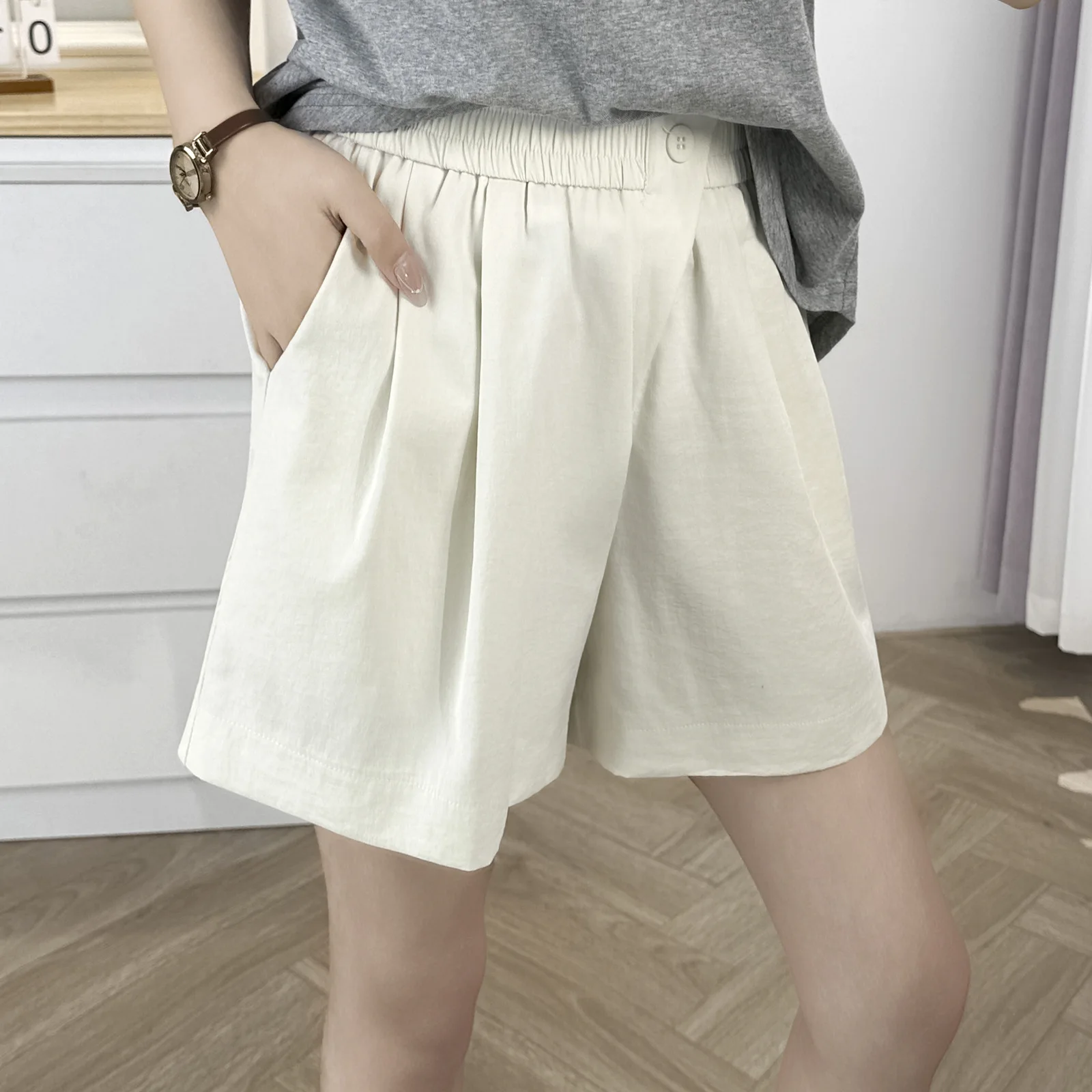 Short grande taille pour femme, Design décontracté, taille élastique, 100kg, jambes larges, pantalons chauds, nouvelle collection été 1380