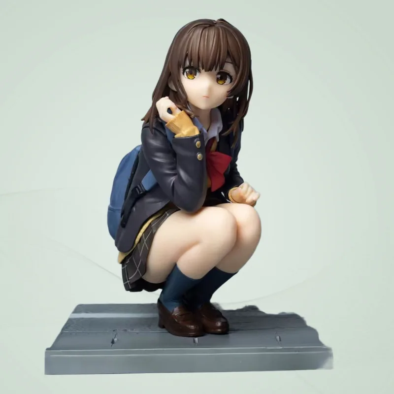 Hermosa chica raspada y luego recogida una chica de secundaria llamada Sayo Ogihara postura en cuclillas figura de anime modelo al por mayor