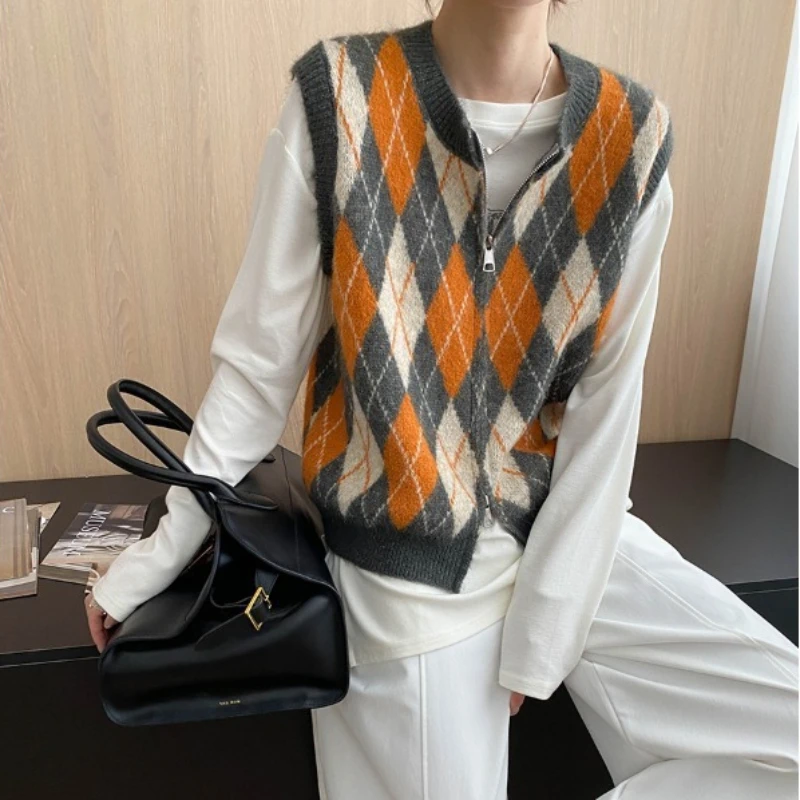 

Sweater Vest Women Sweaters Vests Zipper Round Neck Sleeveless Jumpers Y2k Streetwear Elegant Splice Knit Autumn Winter 2025
