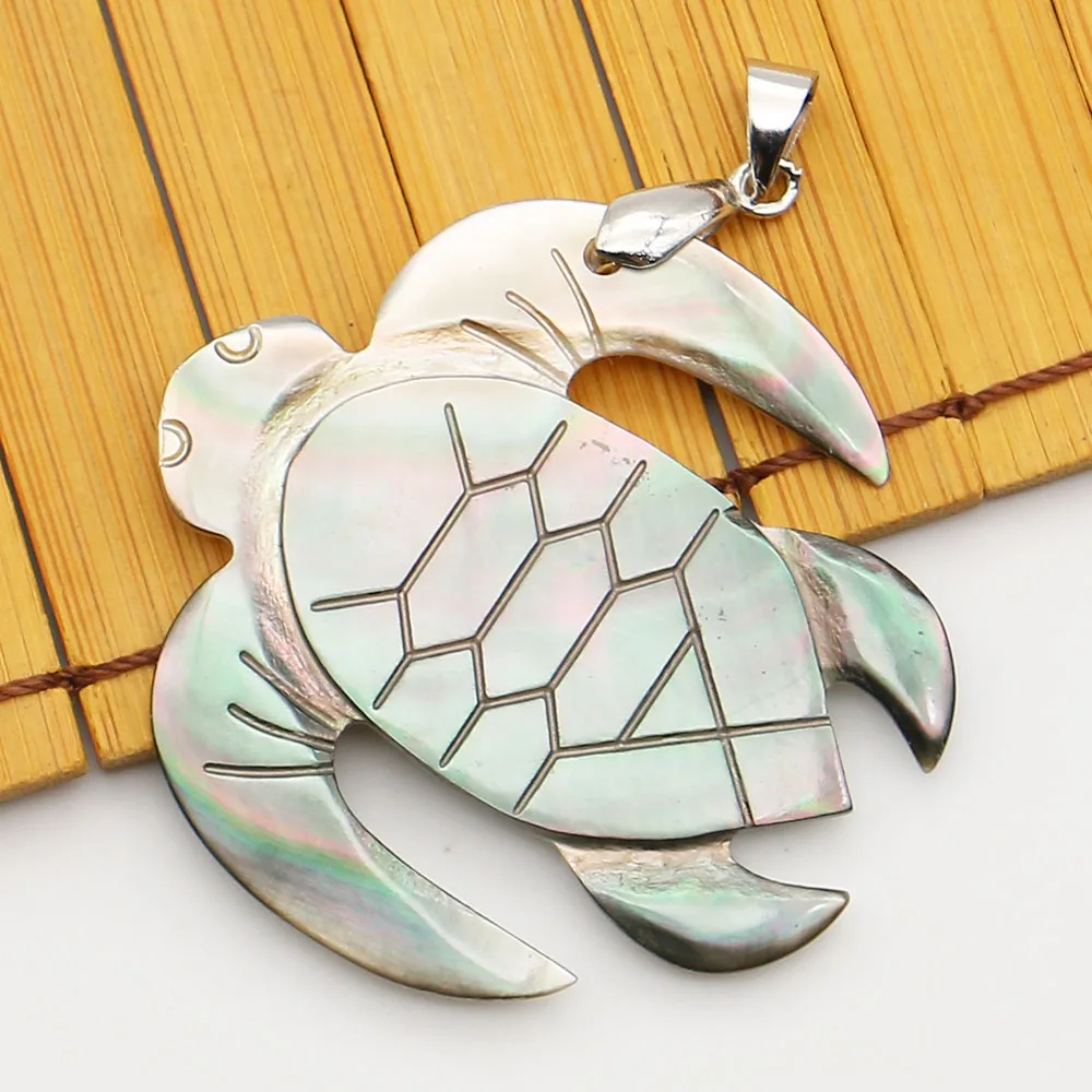 Natural Freshwater Black Shell Polished and Carved Turtle Shape Single-Hole Pendant with Bail DIY Accessories for Necklaces