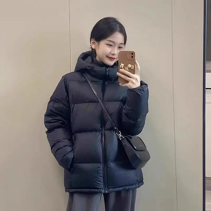 

Черная пуховая хлопковая куртка для девочек, корейская версия, с капюшоном, хлопковая стеганая куртка, утепленная женская короткая куртка-пуховик, зимняя
