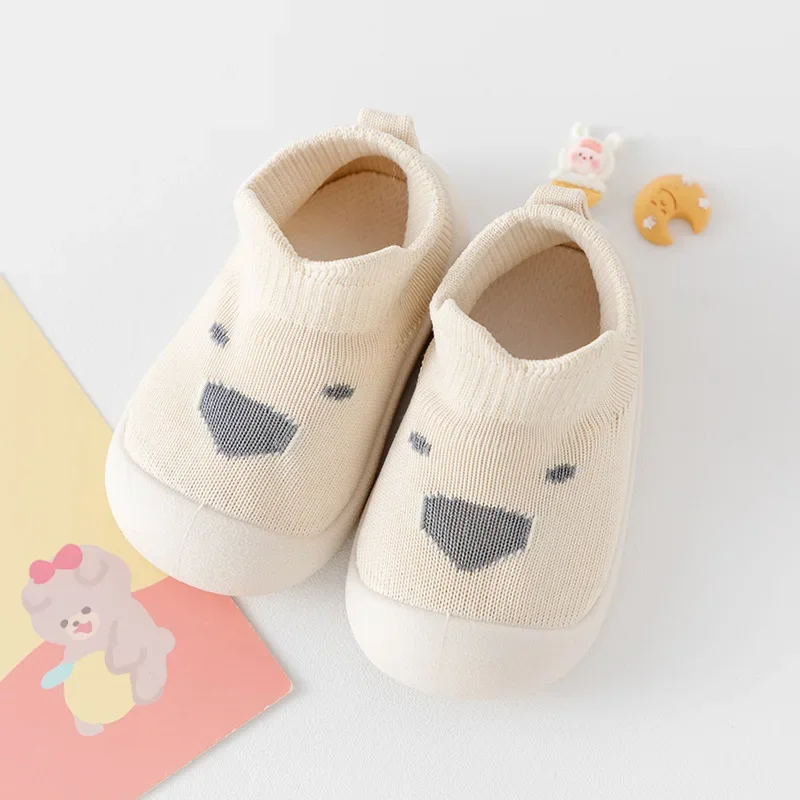 Novo desenho animado bonito moda bebê criança sapatos sola macia antiderrapante respirável sapatos de bebê