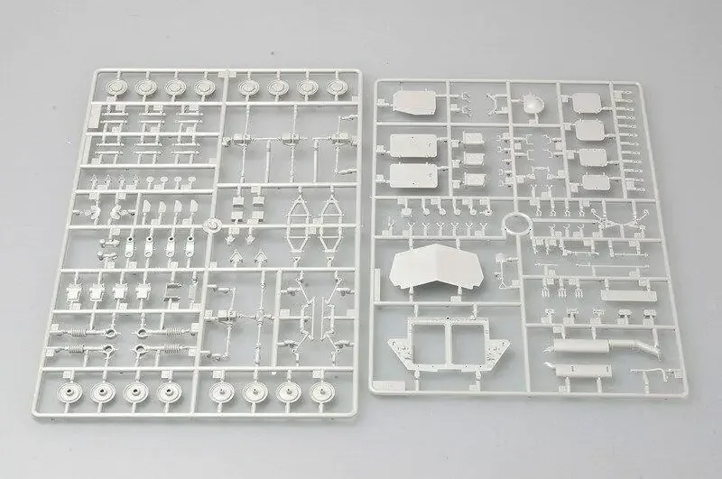 Trumpcirculation 00370 1/35 USMC LAV-R la récupération de véhicule blindé léger assembler le kit de modèle en plastique