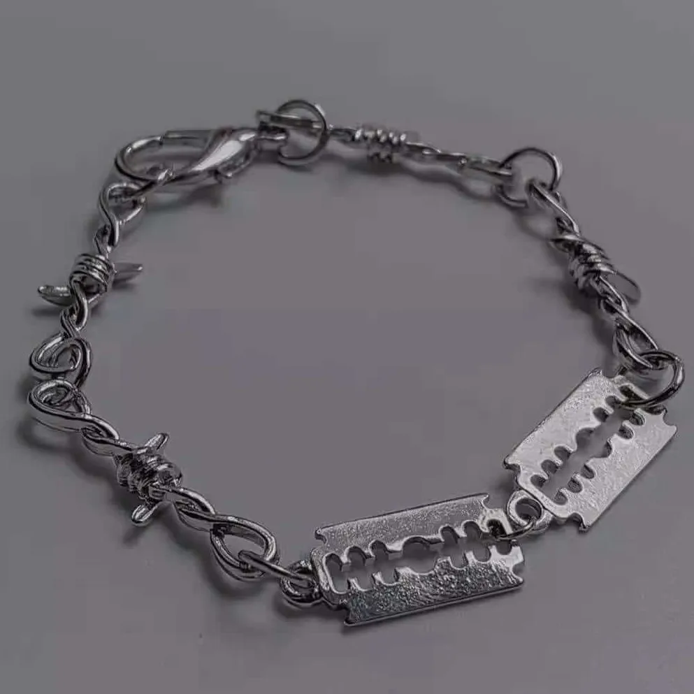 1Pc Silver‑Tone Razor Blade Barbed Wire Chain Necklace,Gothic Hip‑Hop Style Alloy Unisex Choker Neck Jewelry for Street Outfits