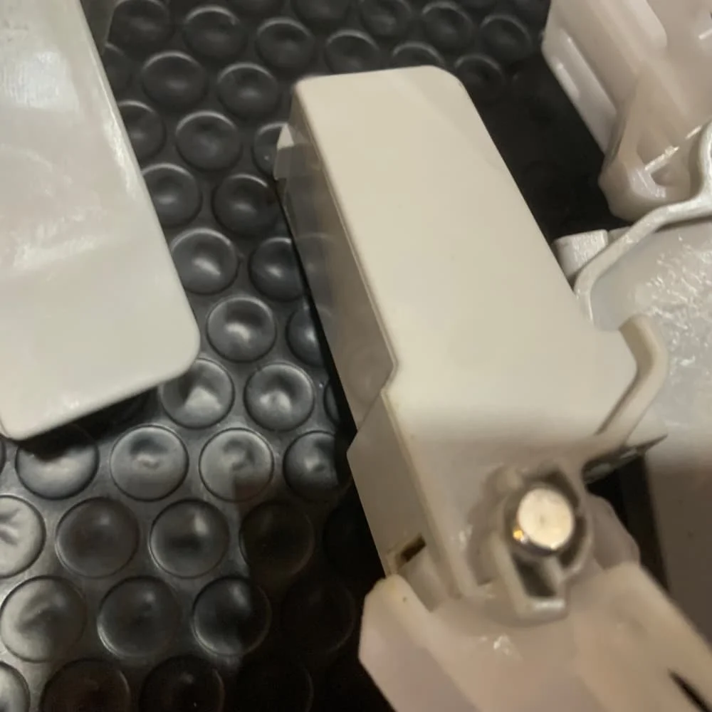 

FL3-6313-000 FL4-2050 Шарнир ADF правый левый для Canon IR 1430 1435 C1225 C1325 C1335 ADV C250 C350 C351 MF810 MF820 MF830