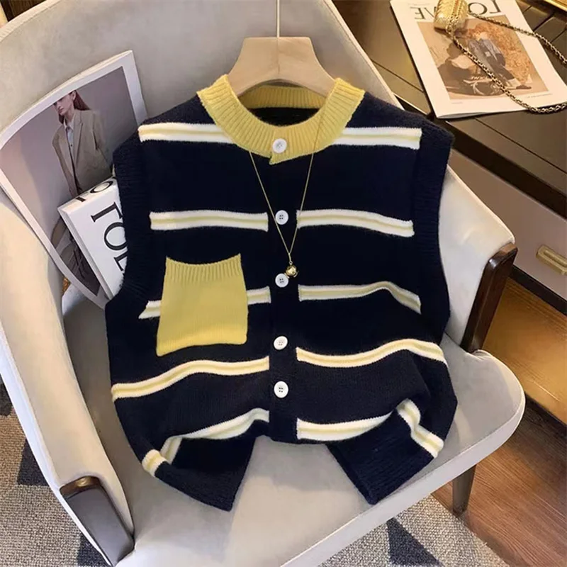 Striped Round Neck Knitted Sweater Cardigan Women\'s Loose Colored Sleeveless Vest Top Single Breasted Fashion Pocket Jacket