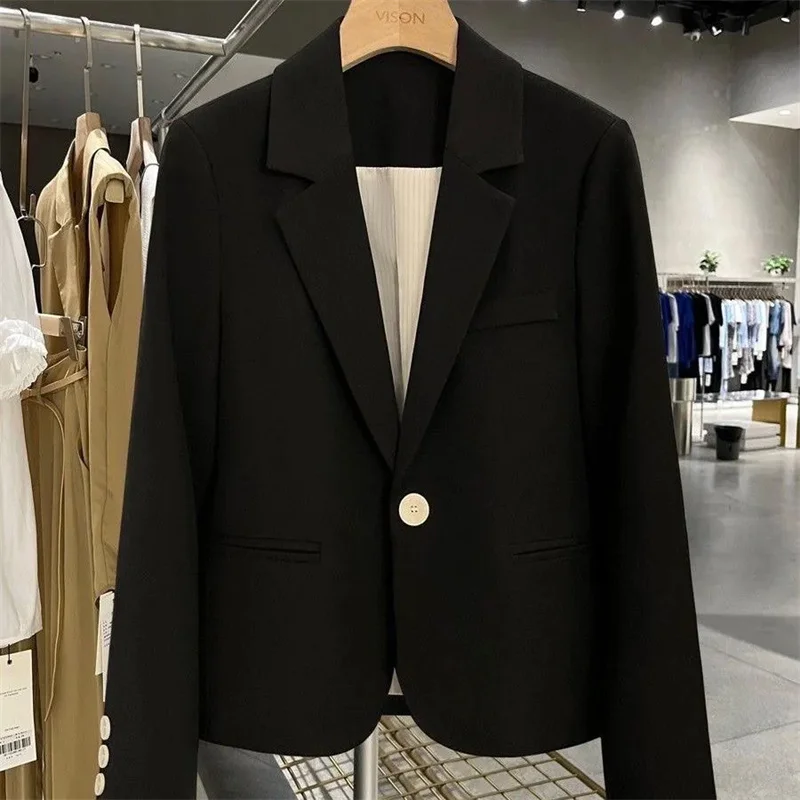 Short Suit Jacket Female 2026 Spring Autumn New Temperament Blazer Coat Goddess Joker Overcoat Western-Style Outwear Women's Top