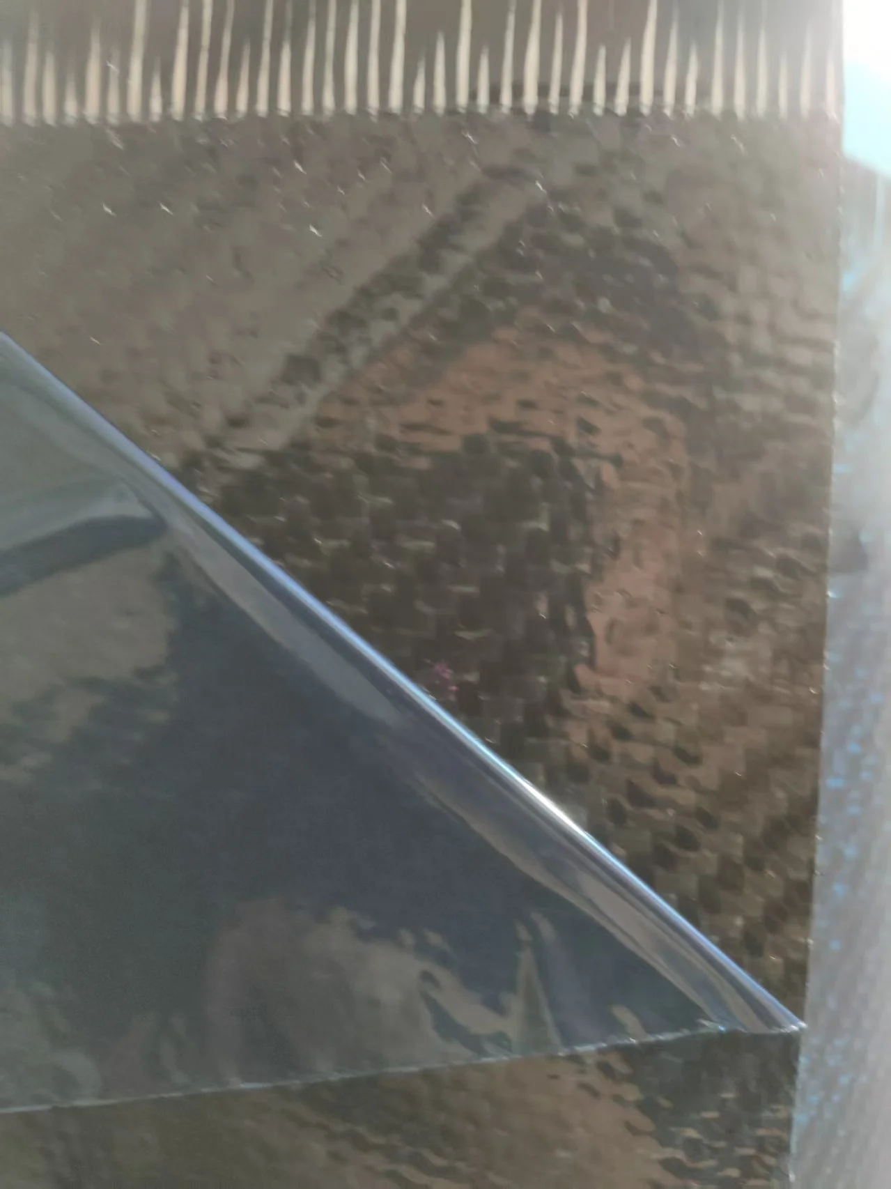 

【 Grade A】 Real carbon fiber prepreg, 3K 200gsm 2x2 diagonal 40 "/100cm wide, used for bicycles, motorcycles, cars, fishing rods