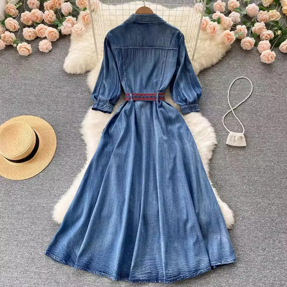 2024 nuovo elegante autunno monopetto Denim morbido vestito Midi Vintage donna collo dentellato fiore ricamo cintura partito abiti