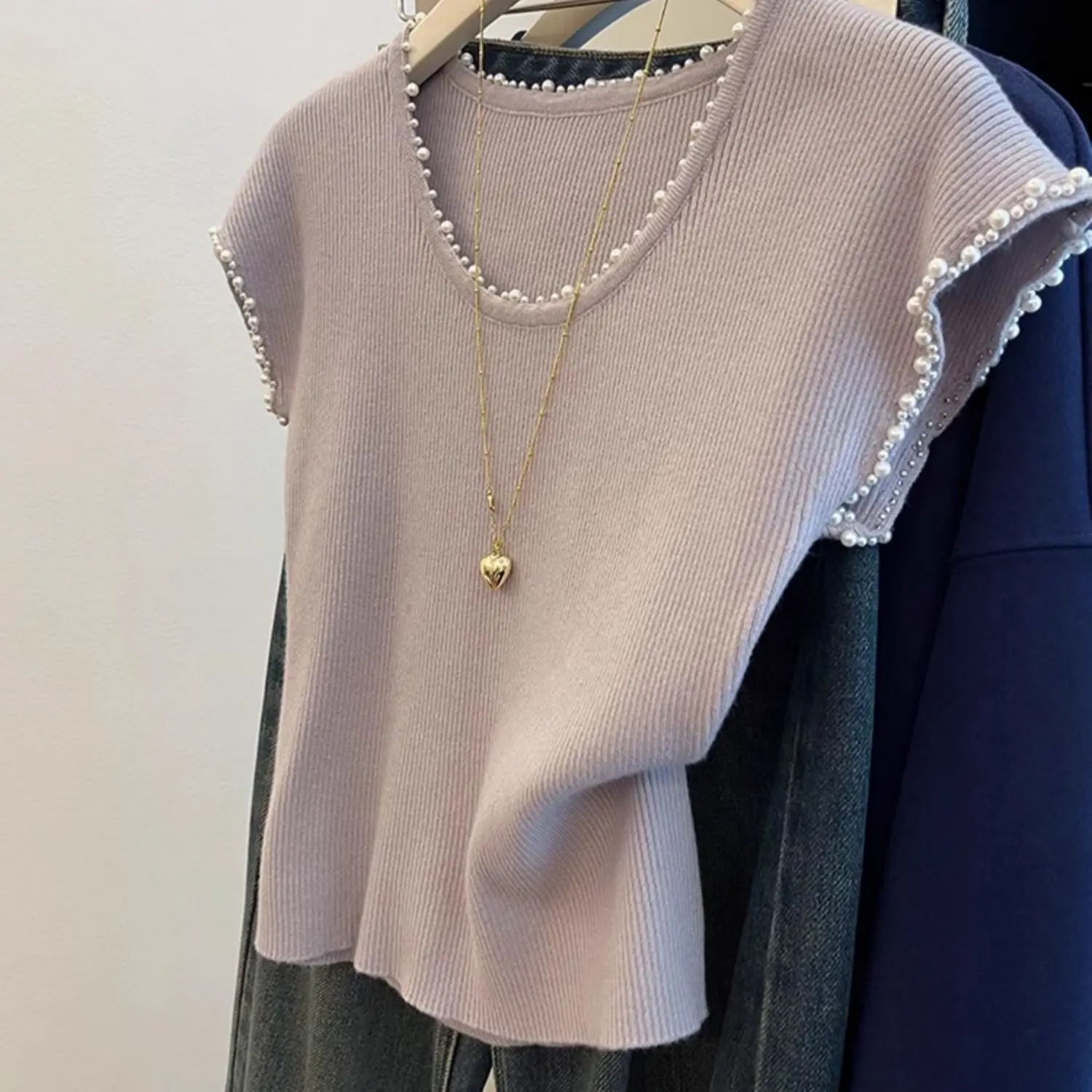 T-shirt met korte mouwen van ijszijde met kralen voor dames in de zomer Losse mode-top met vliegenmouwen