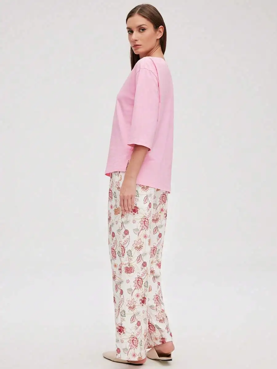

Pink Cotton Boat Neck Top And Floral Print Pants Loungewear Set For Women