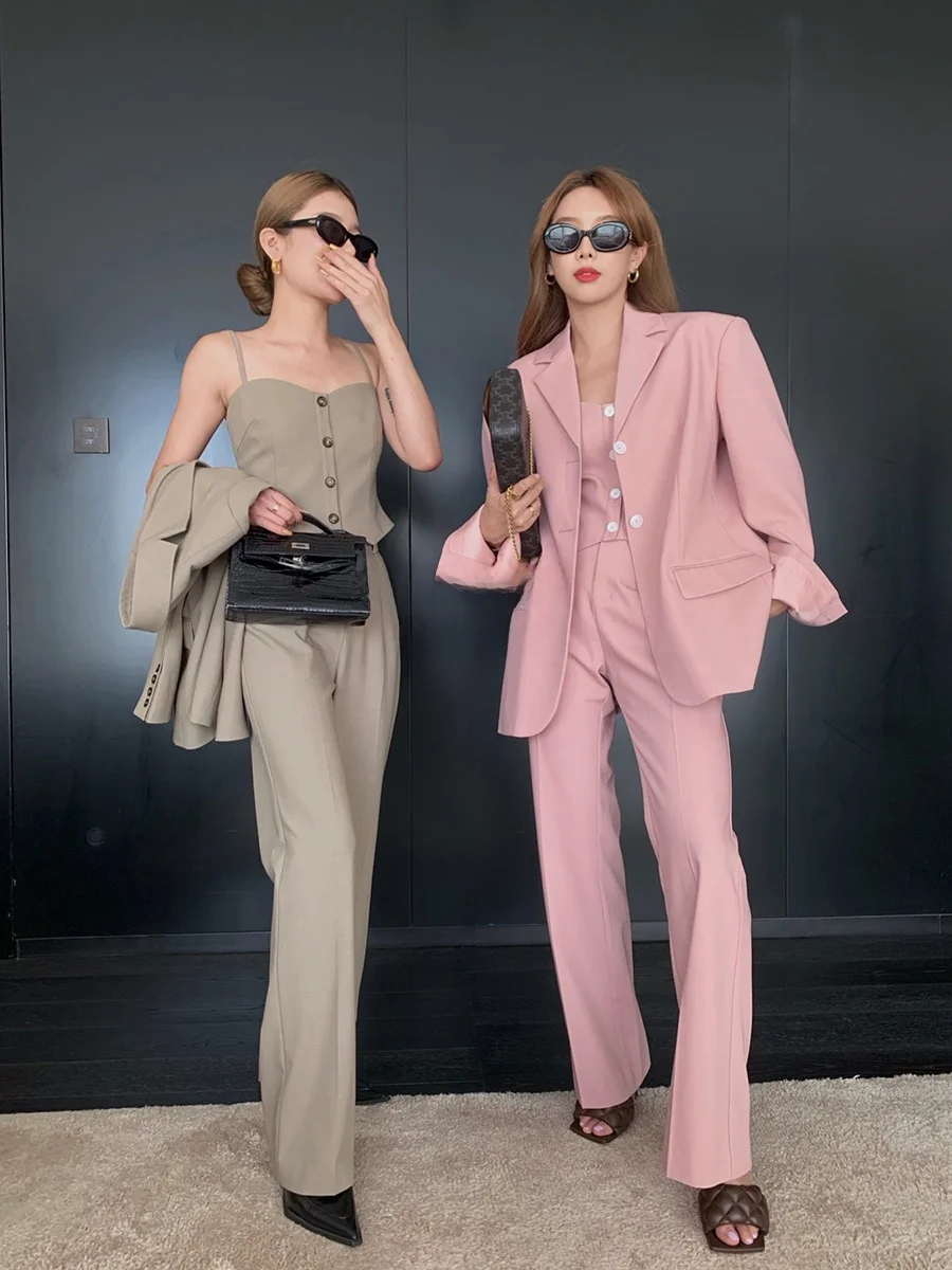 

Женская серия iwei Qiang, индивидуальный комплект костюмов высокого качества с низкой насыщенностью, верхняя одежда Ele, модная весенняя коллекция